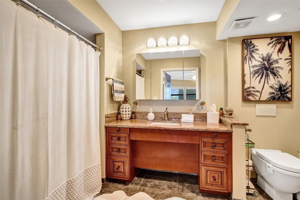 3180 NE 48th Court, Unit 404, Lighthouse Point, FL 33064 Photo