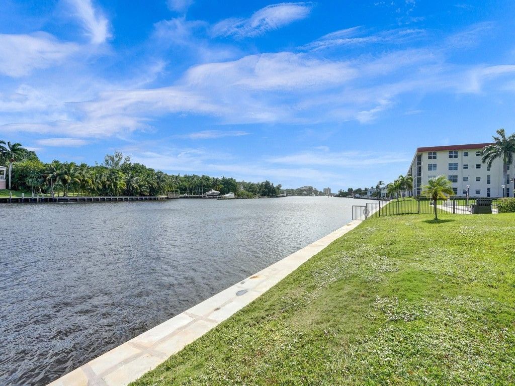 3180 NE 48th Court, Unit 404, Lighthouse Point, FL 33064 Photo