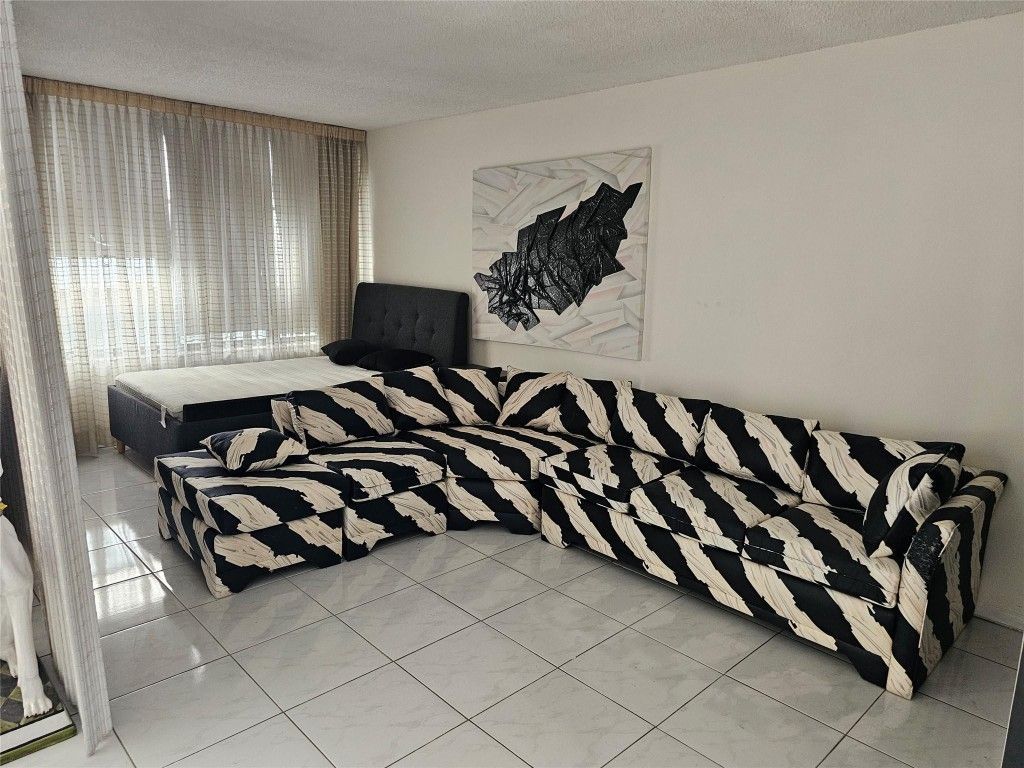 500 Three Islands Blvd, Unit 213, Hallandale Beach, FL 33009 Photo