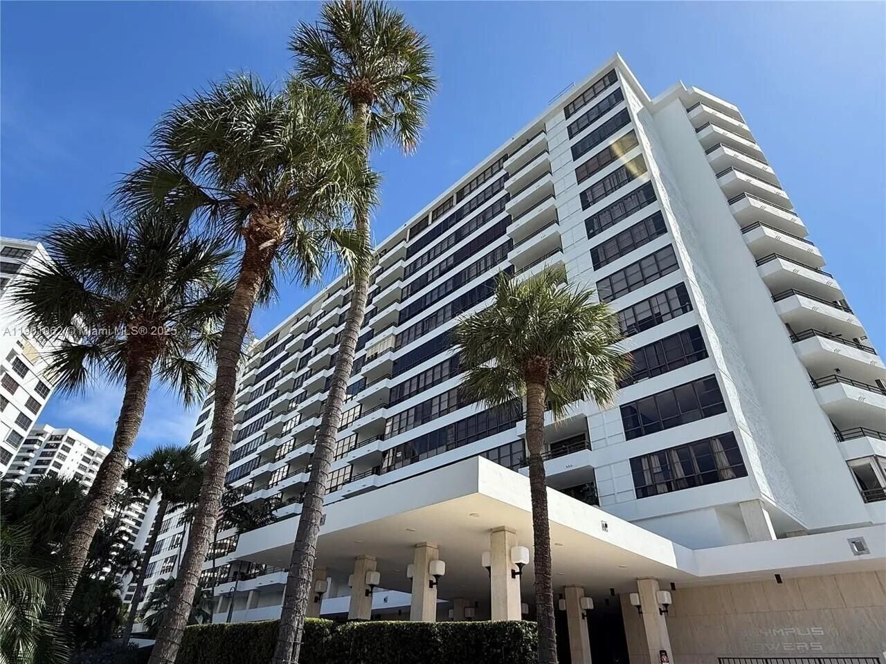 500 Three Islands Boulevard, Unit 213, Hallandale Beach, FL 33009 Photo