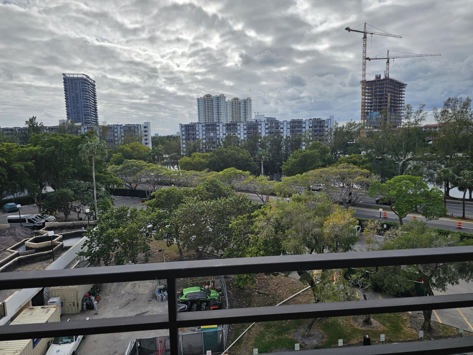 500 Three Islands Boulevard, Unit 213, Hallandale Beach, FL 33009 Photo