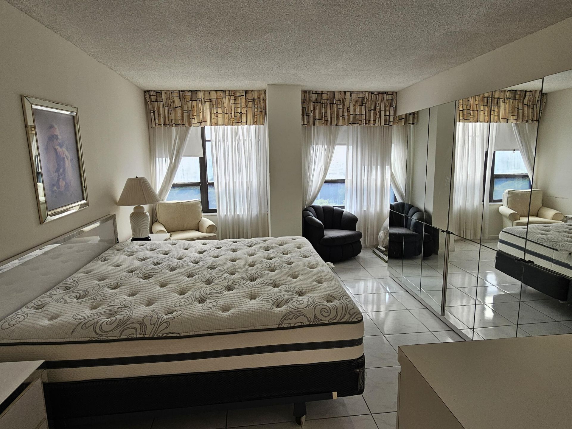 500 Three Islands Boulevard, Unit 213, Hallandale Beach, FL 33009 Photo