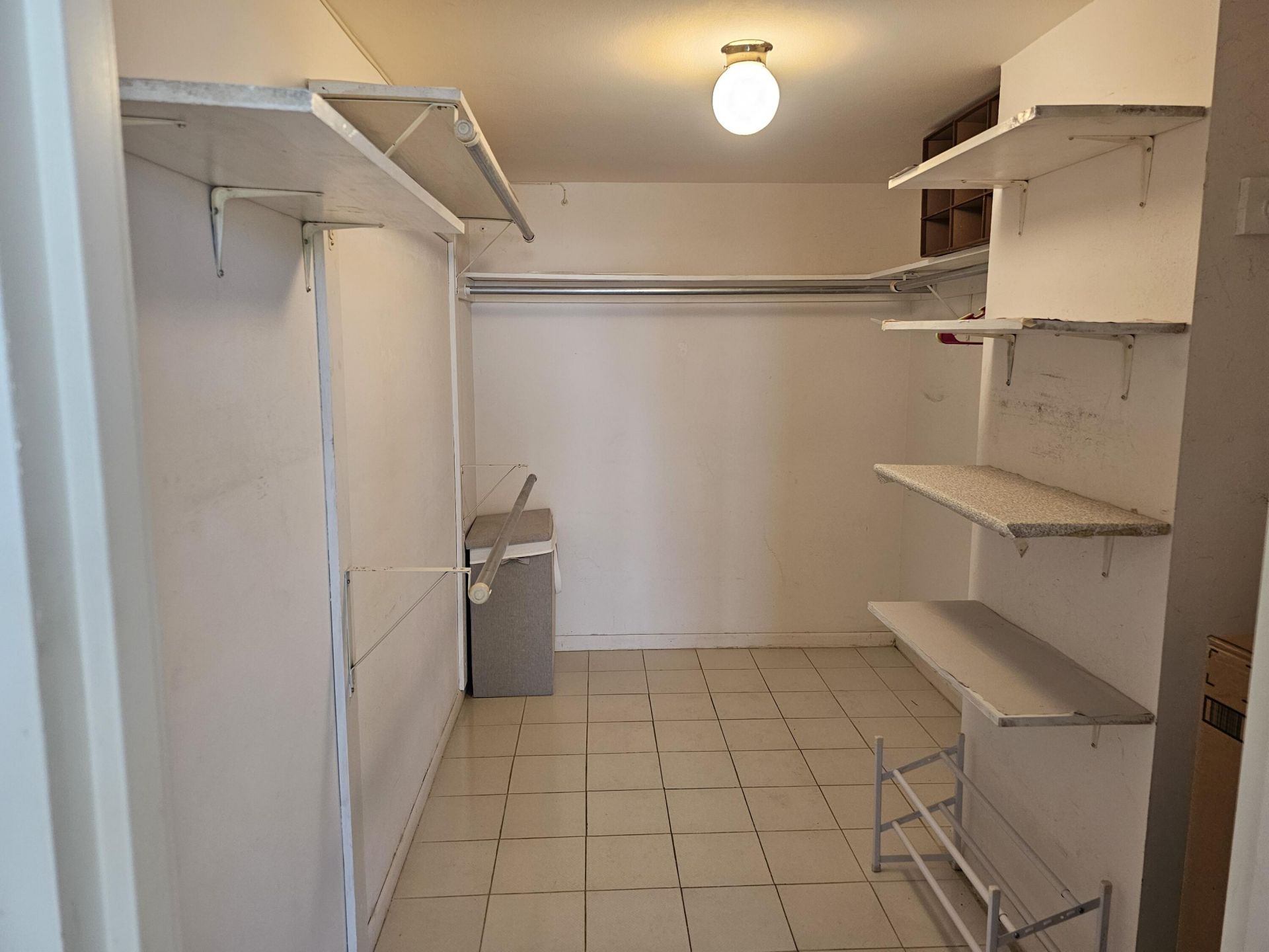 500 Three Islands Boulevard, Unit 213, Hallandale Beach, FL 33009 Photo