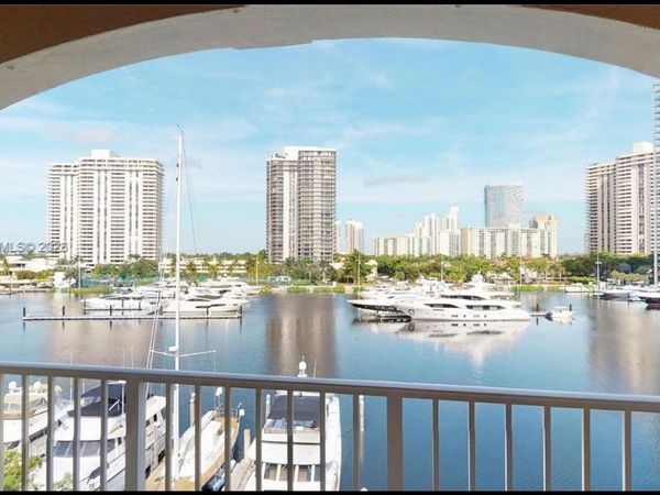 19877 E Country Club Dr , Unit 3608, Aventura, FL 33180