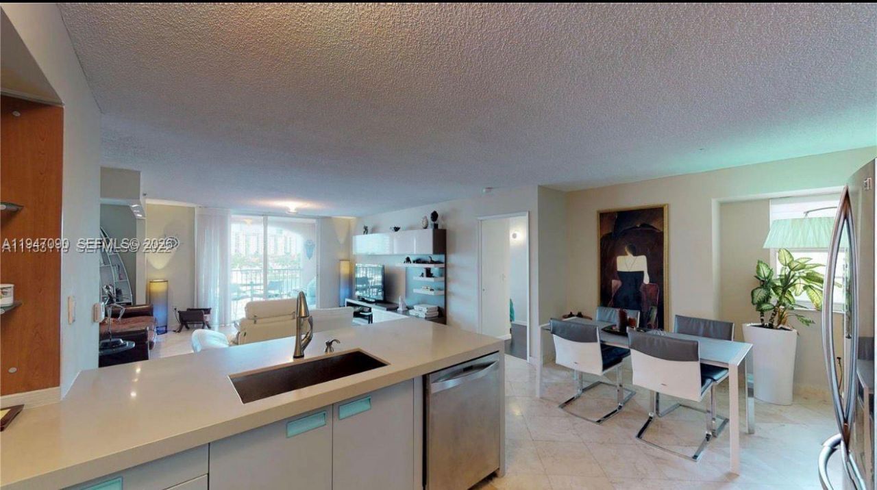 19877 E Country Club Dr , Unit 3608, Aventura, FL 33180 Photo