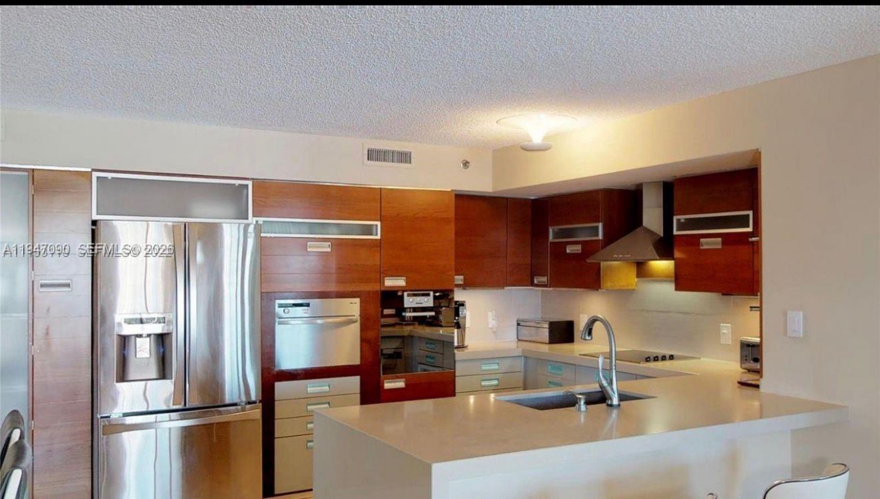 19877 E Country Club Dr , Unit 3608, Aventura, FL 33180 Photo