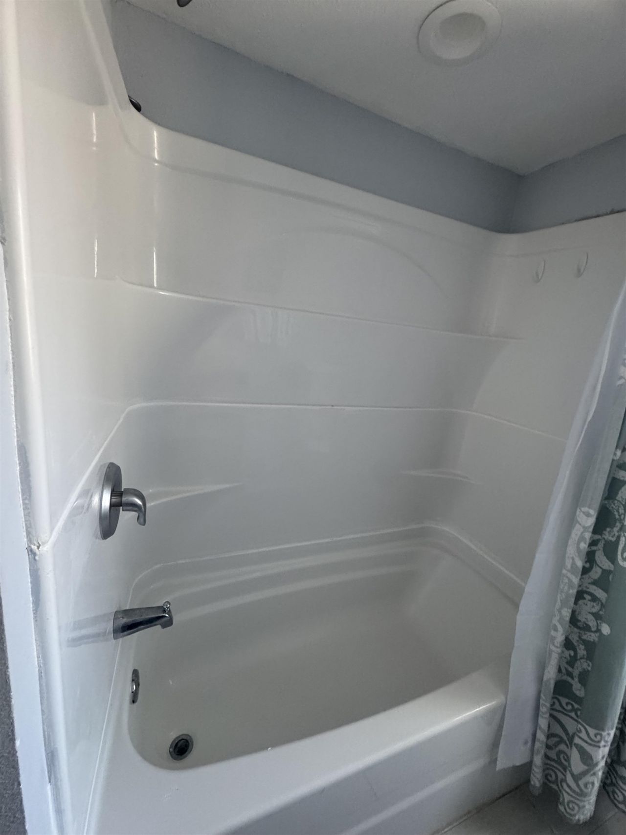 2427 Huntington Circle  Photo 10