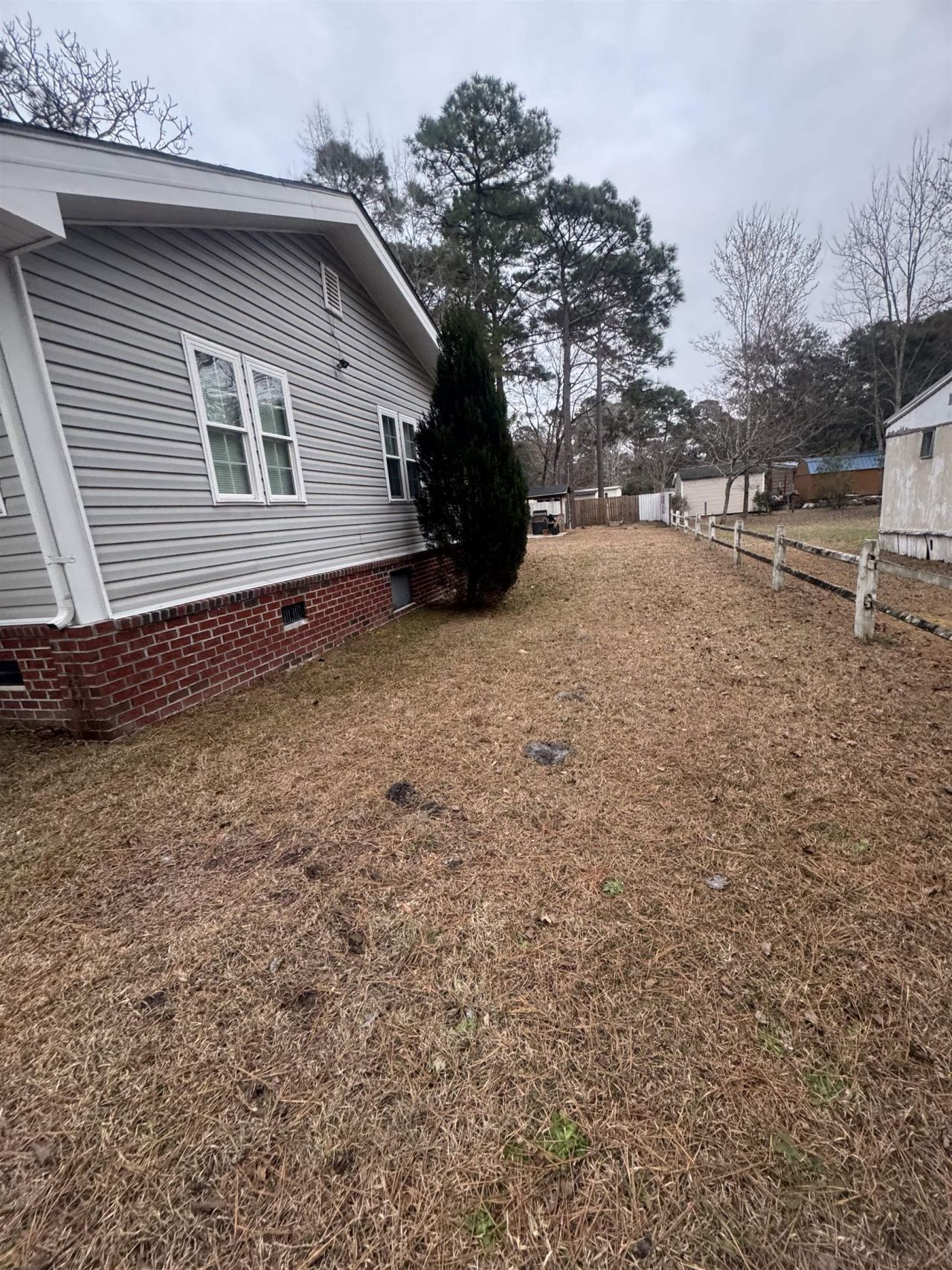 2427 Huntington Circle  Photo 15