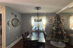 2427 Huntington Circle  photo 4