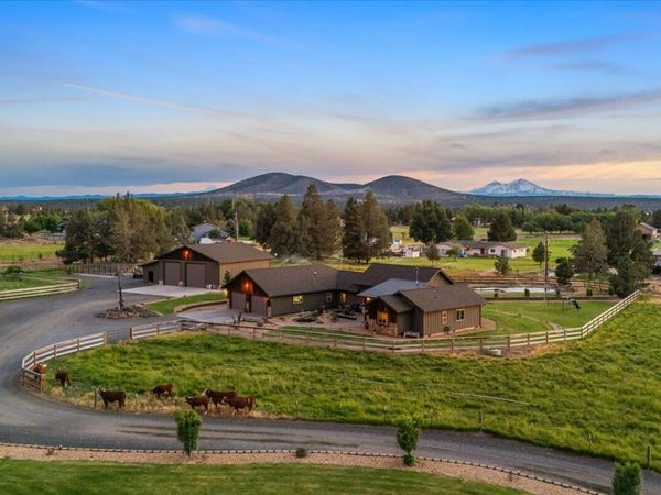 6150 NW Kingwood Avenue, Redmond, OR 97756