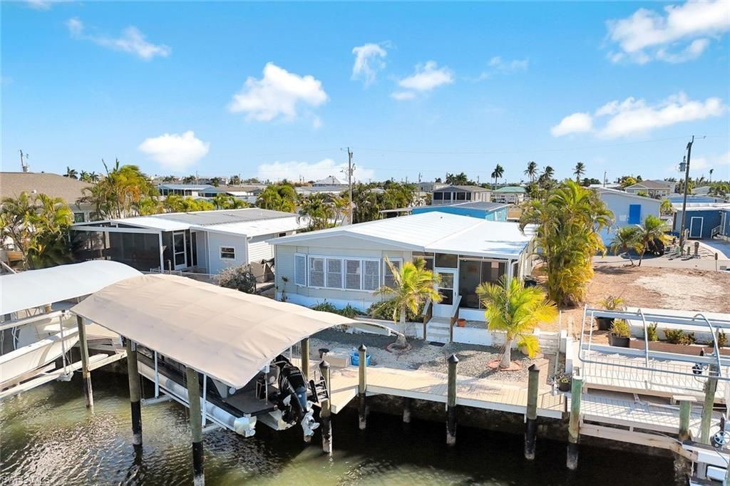 2971 Bounty Ln, Saint James City, FL 33956 Photo