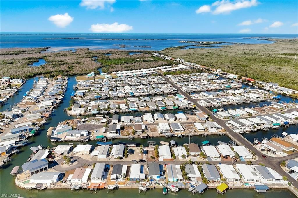 2971 Bounty Ln, Saint James City, FL 33956 Photo