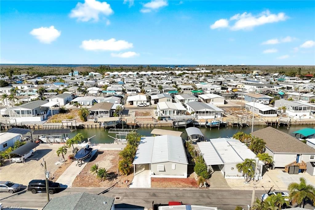 2971 Bounty Ln, Saint James City, FL 33956 Photo