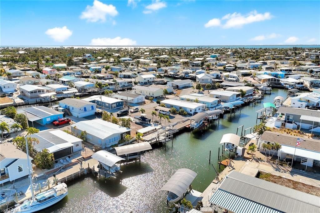 2971 Bounty Ln, Saint James City, FL 33956 Photo