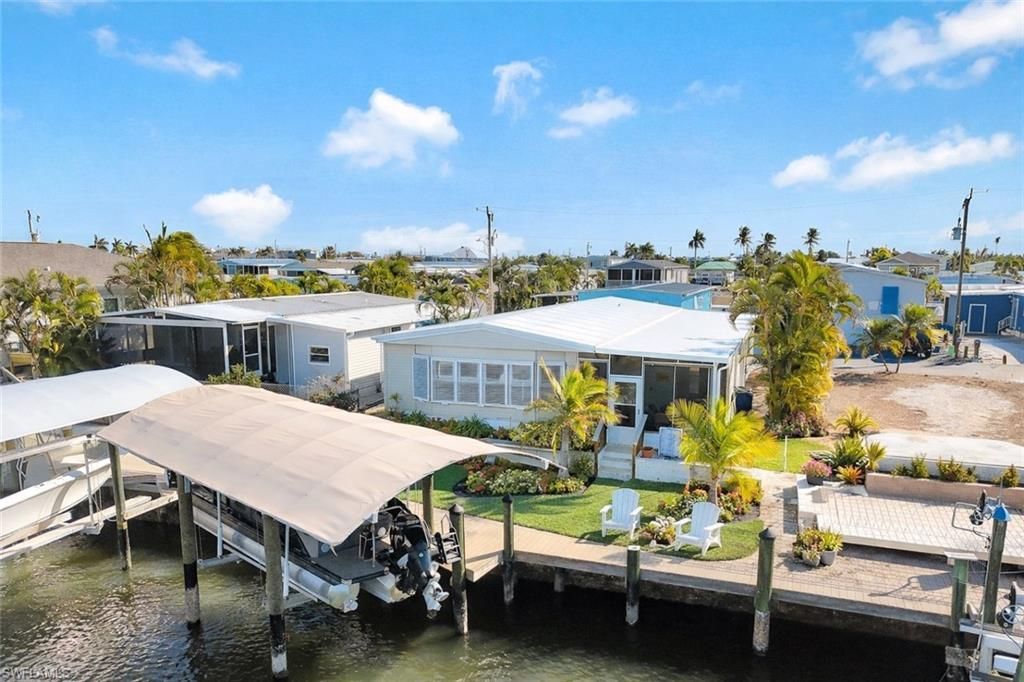 2971 Bounty Ln, Saint James City, FL 33956 Photo