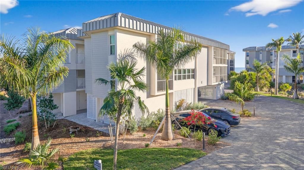 2659 W Gulf Dr, Unit C201, Sanibel, FL 33957 Photo