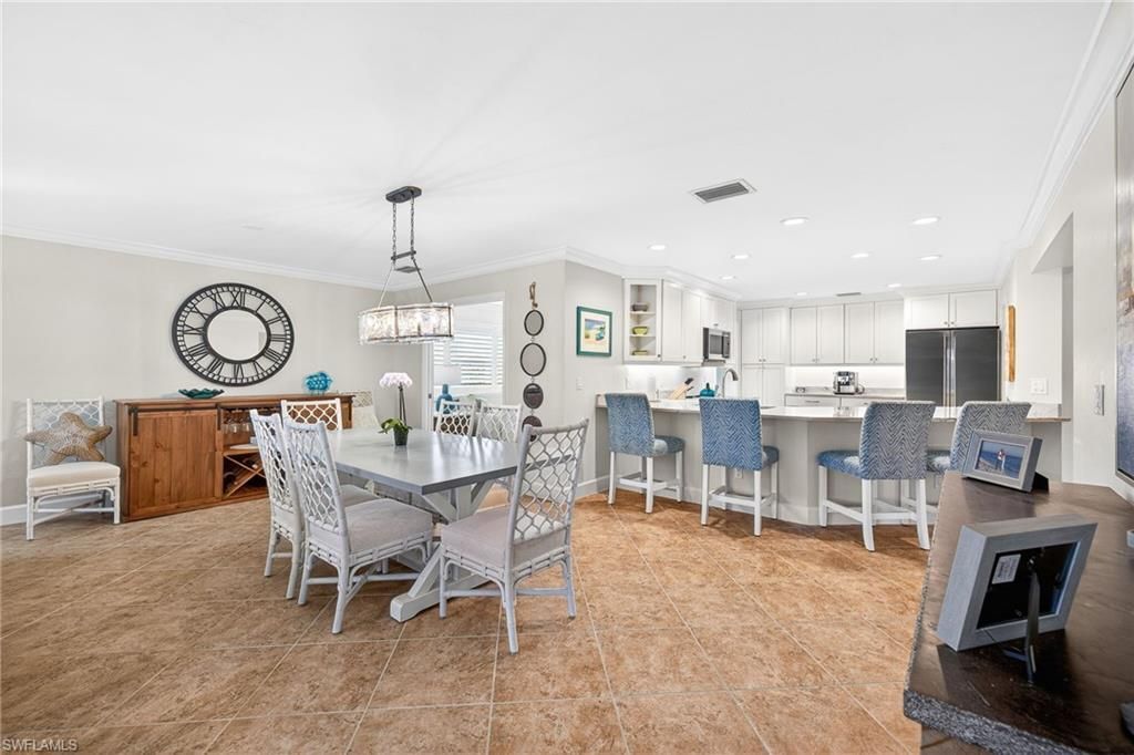 2659 W Gulf Dr, Unit C201, Sanibel, FL 33957 Photo