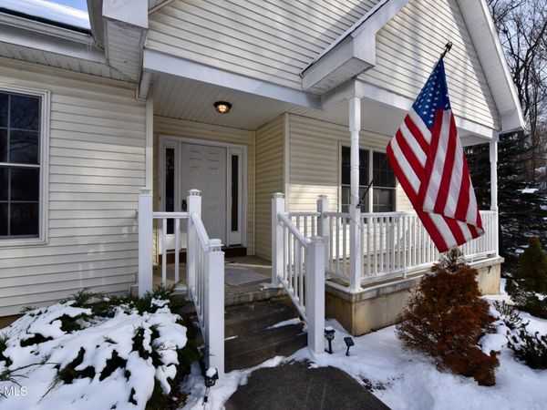 13 Rosemary Drive, Rensselaer, NY 12180