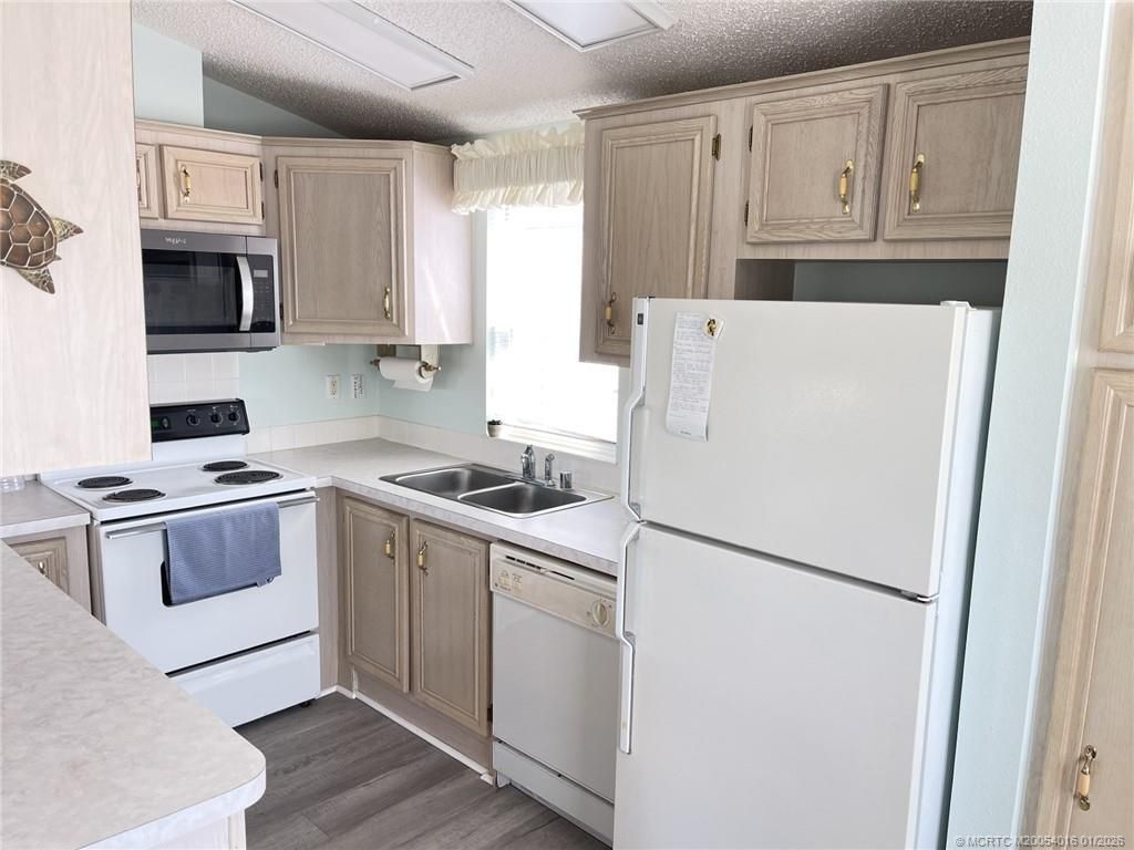 1209 Nettles Boulevard, Jensen Beach, FL 34957 Photo