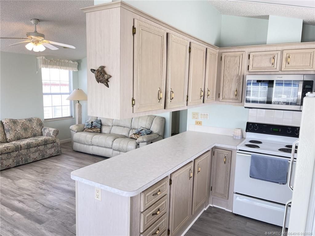 1209 Nettles Boulevard, Jensen Beach, FL 34957 Photo