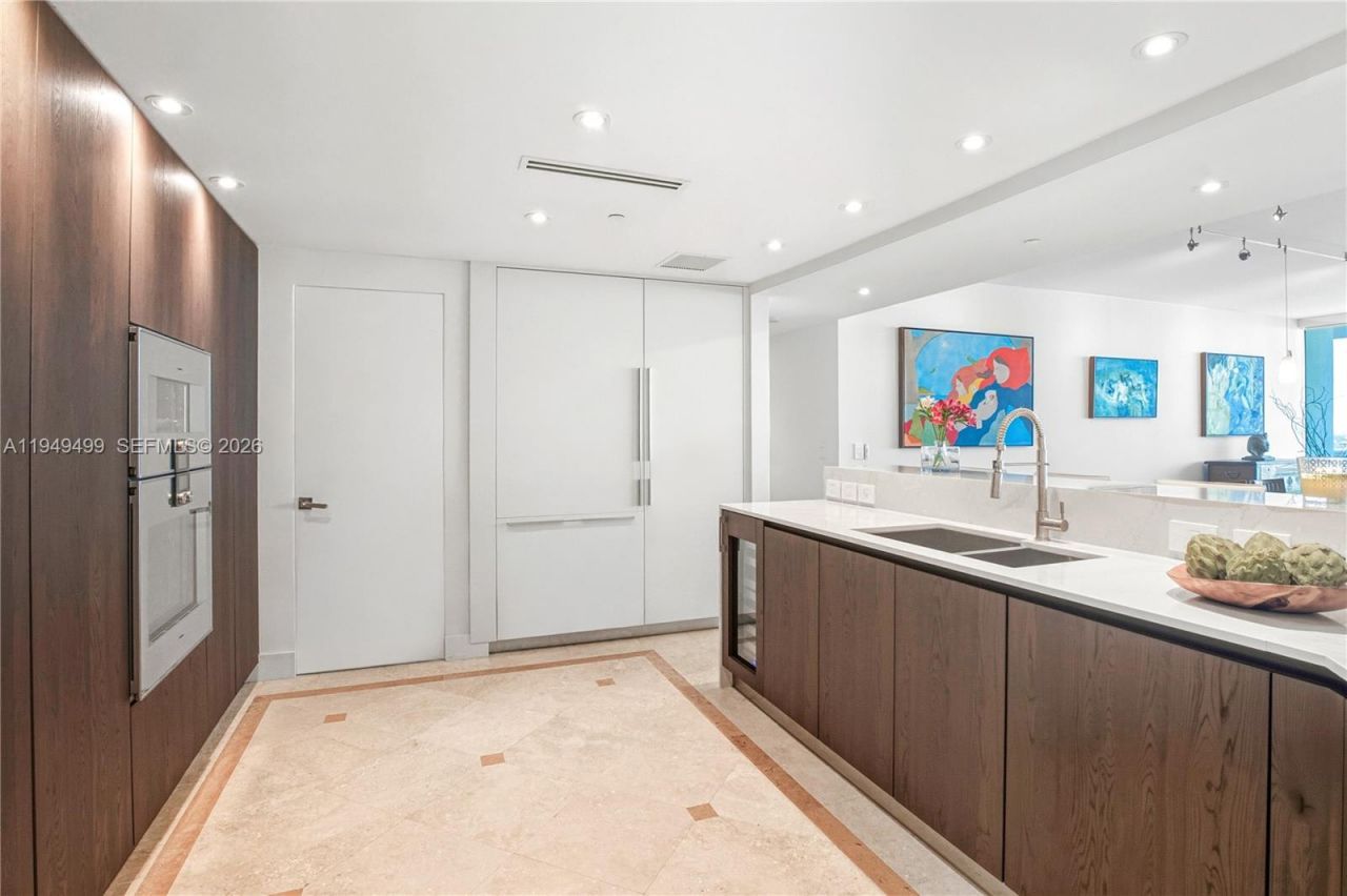 1643 Brickell Ave, Unit 2506, Miami, FL 33129 Photo