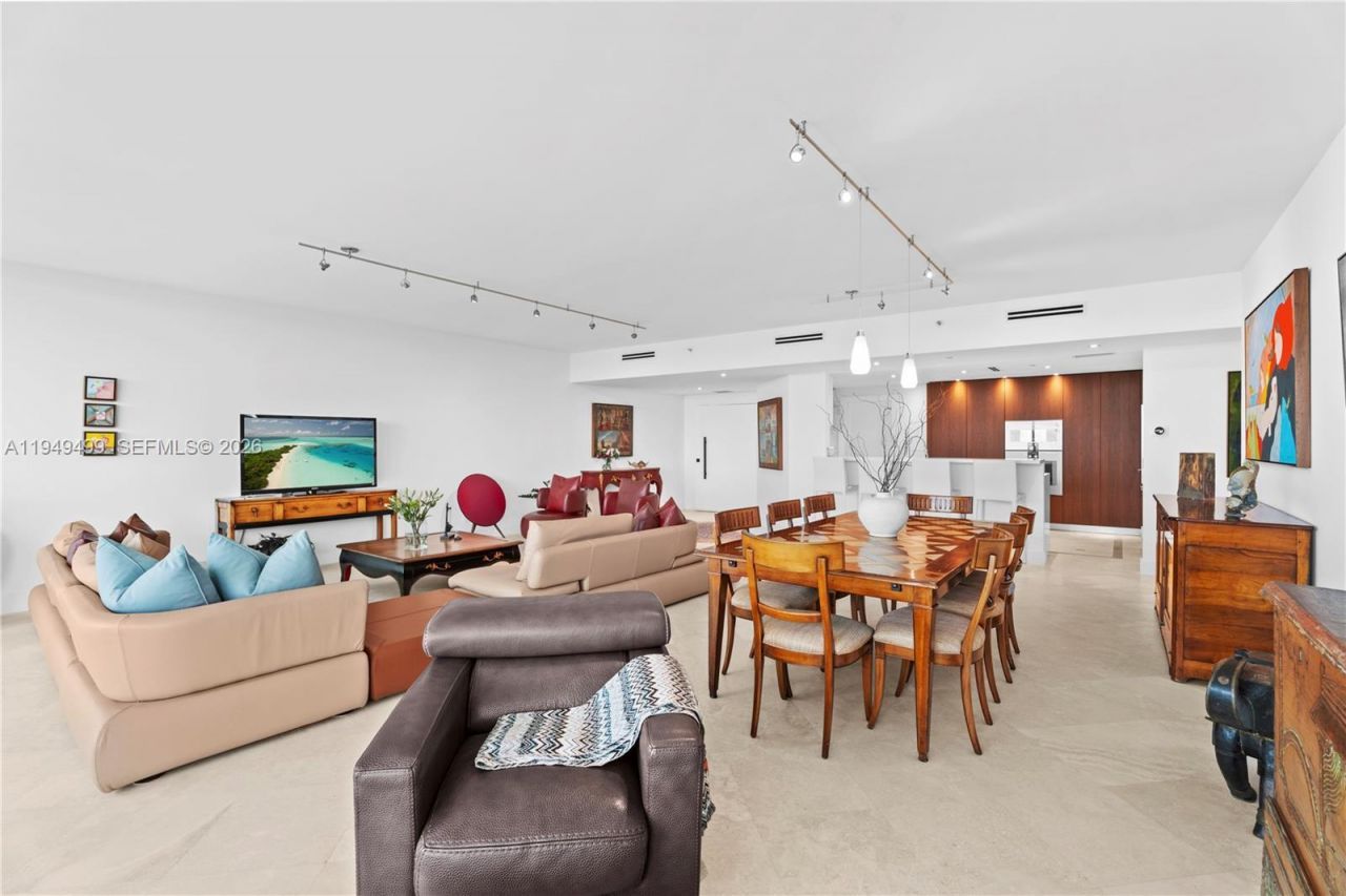 1643 Brickell Ave, Unit 2506, Miami, FL 33129 Photo