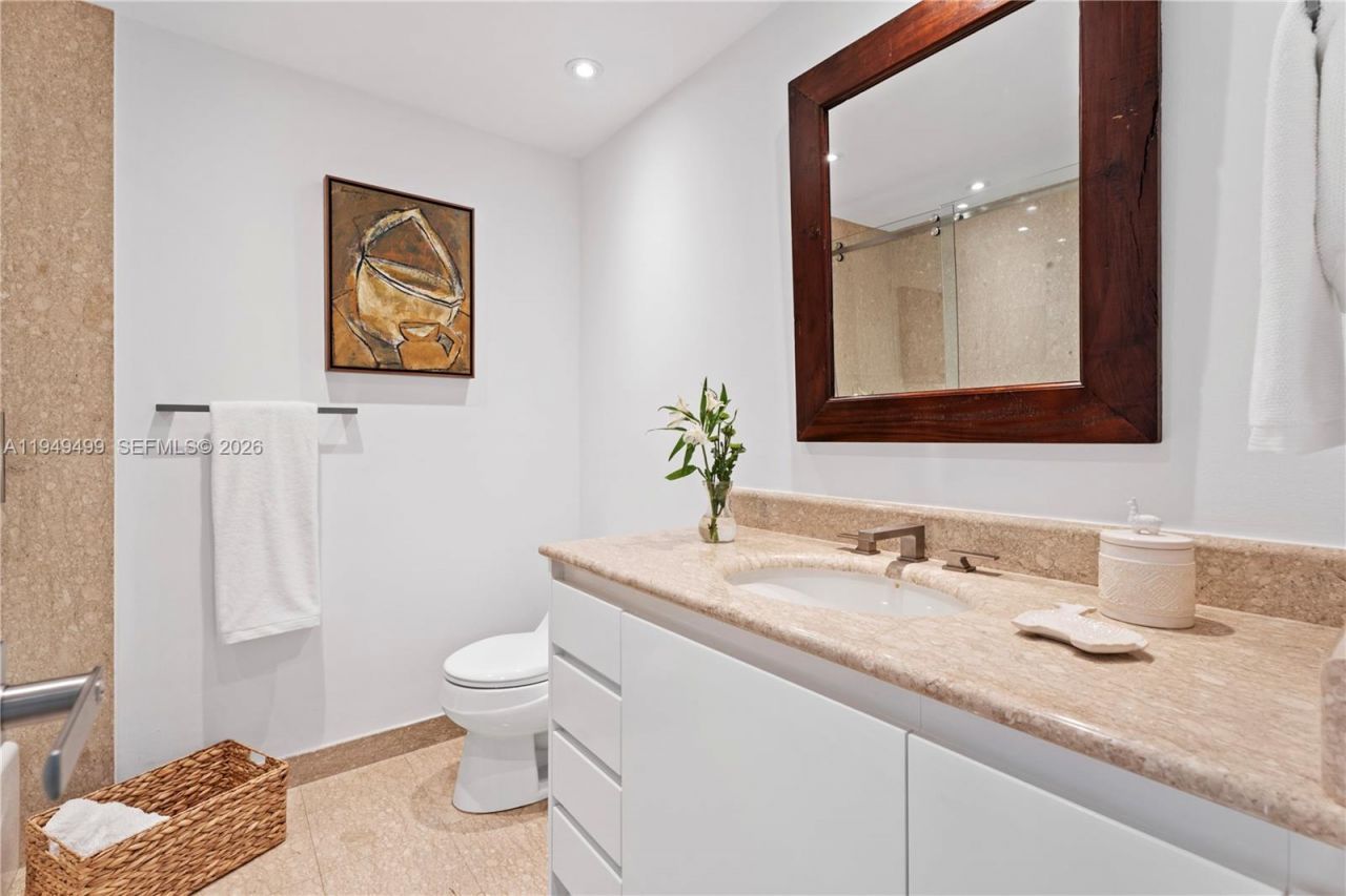 1643 Brickell Ave, Unit 2506, Miami, FL 33129 Photo