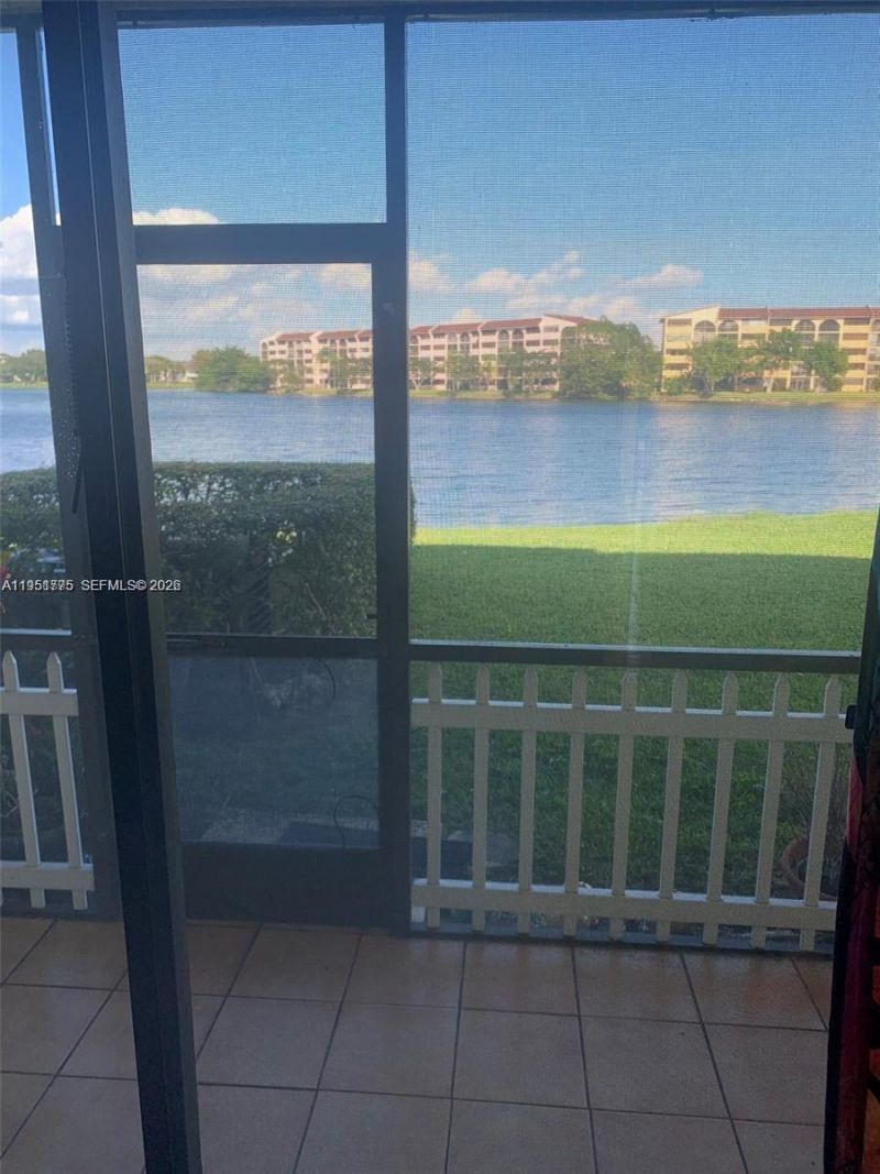 10009 Winding Lake Rd, Unit 106, Sunrise, FL 33351 Photo