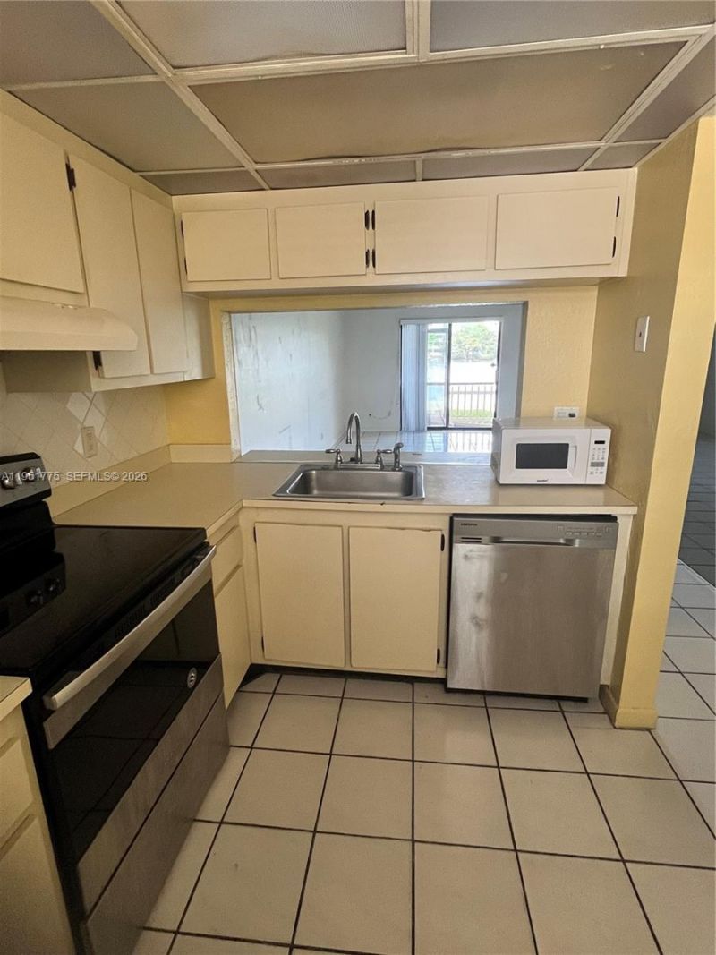 10009 Winding Lake Rd, Unit 106, Sunrise, FL 33351 Photo