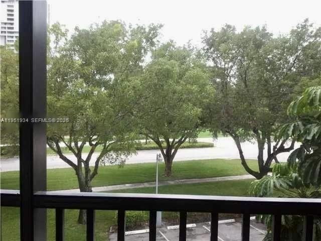 3401 N Country Club Dr , Unit 310, Aventura, FL 33180 Photo
