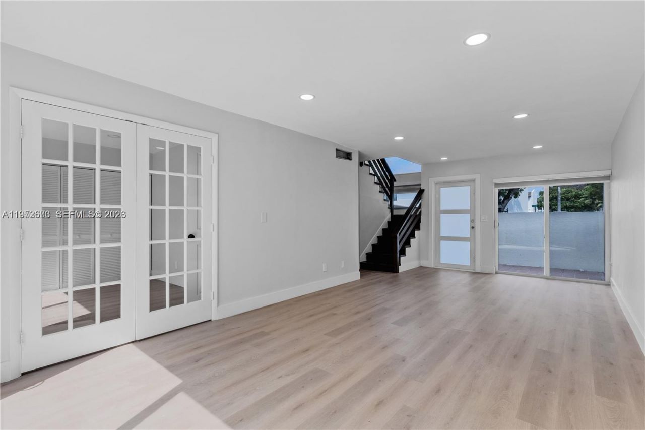 6949 SW 110th Ct, Unit 6949, Miami, FL 33173 Photo