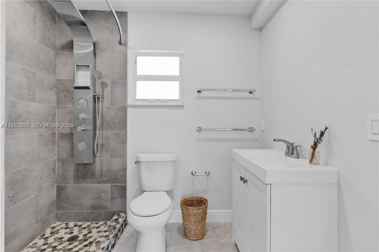 6949 SW 110th Ct, Unit 6949, Miami, FL 33173 Photo