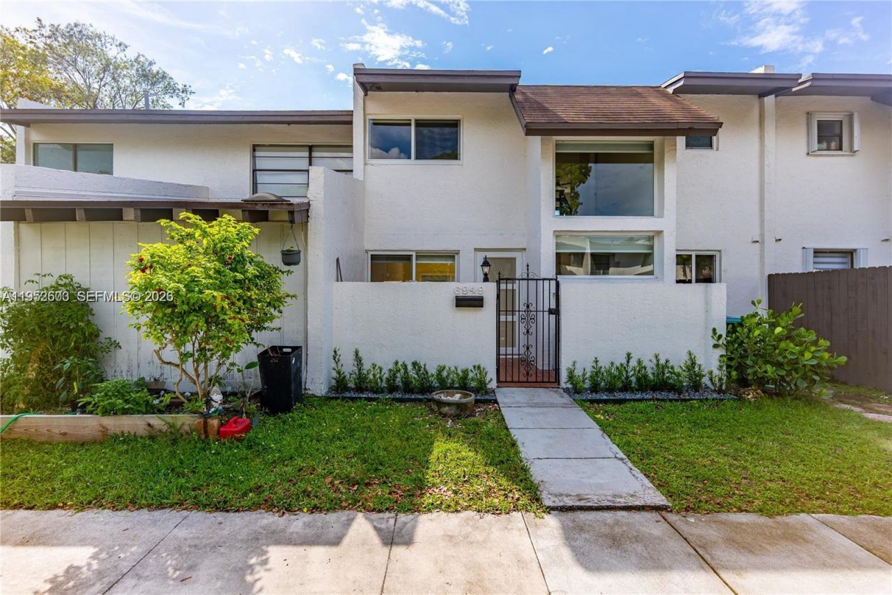 6949 SW 110th Ct, Unit 6949, Miami, FL 33173 Photo