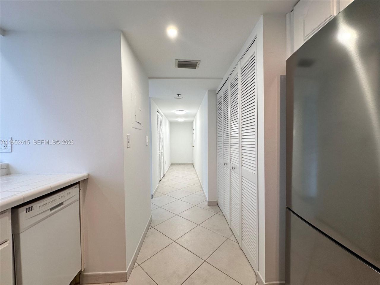 540 Brickell Key Dr, Unit 302, Miami, FL 33131 Photo