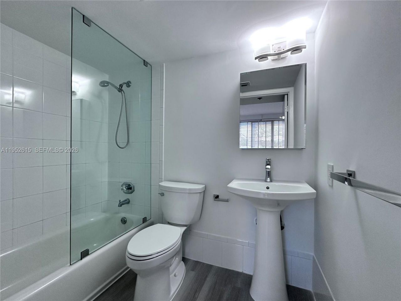 540 Brickell Key Dr, Unit 302, Miami, FL 33131 Photo