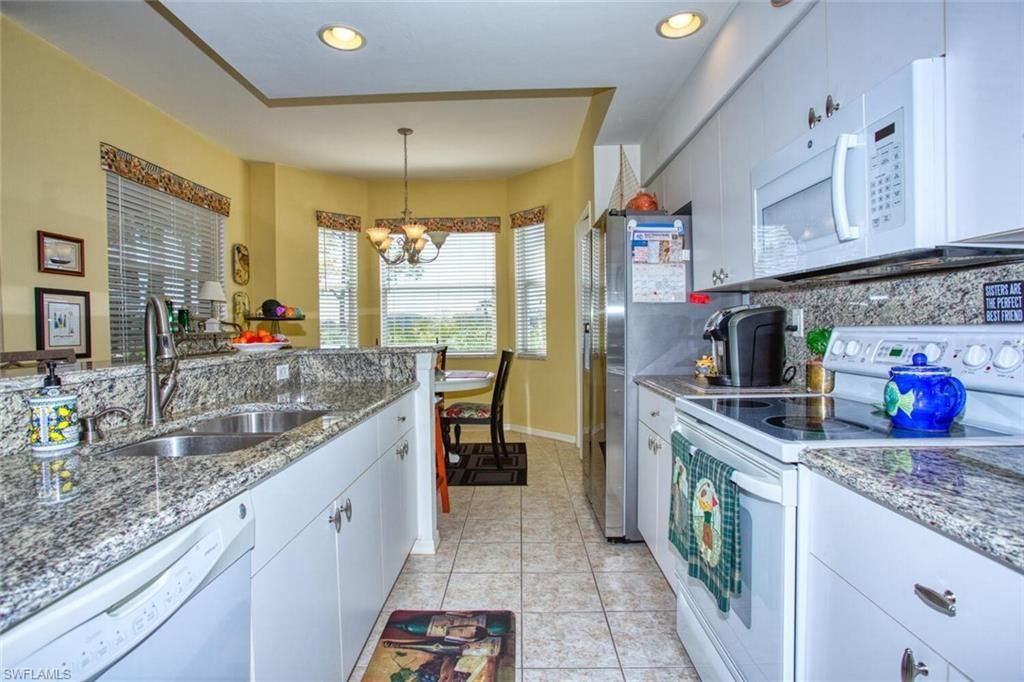 8066 Queen Palm Ln, Unit 513, Fort Myers, FL 33966 Photo