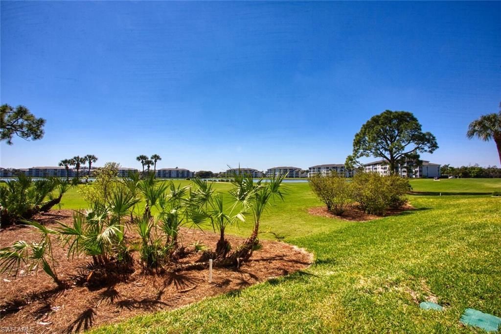 8066 Queen Palm Ln, Unit 513, Fort Myers, FL 33966 Photo