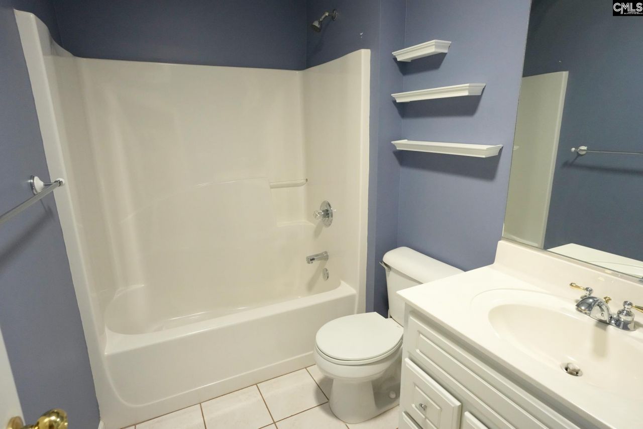 37 Summerset Court Photo 15