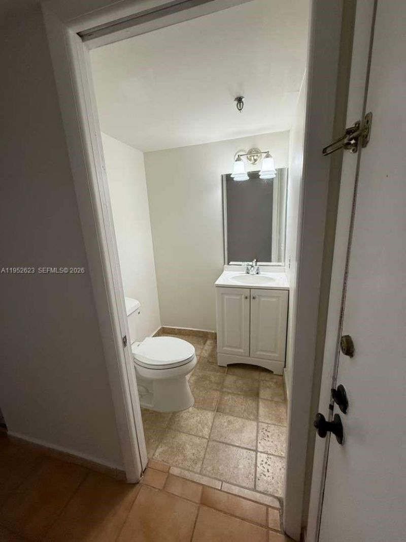 10641 SW 108th Ave, Unit 3I, Miami, FL 33176 Photo