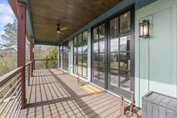 329 Kaufman St. photo 4