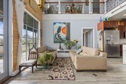 329 Kaufman St. photo 4