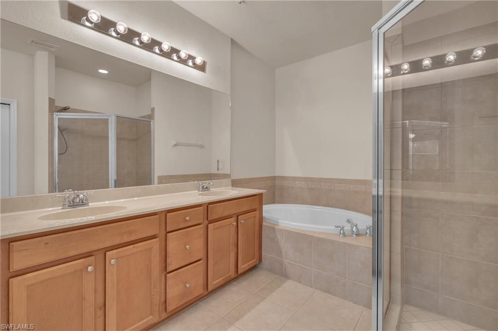 9345 La Playa Ct, Unit 2011, Bonita Springs, FL 34135 Photo