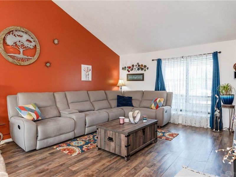 5686 Firegate Court, Huber Heights, OH 45424 Photo 12