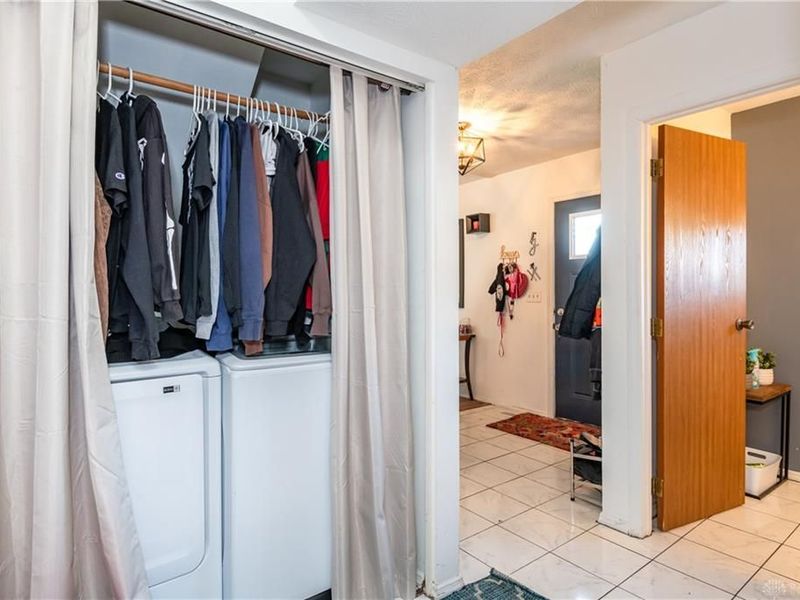 5686 Firegate Court, Huber Heights, OH 45424 Photo 35