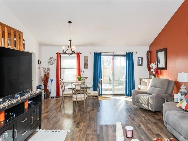 5686 Firegate Court, Huber Heights, OH 45424 Photo 8