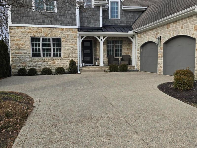 749 Covered Bridge Drive, Delaware, OH 43015 Photo 3