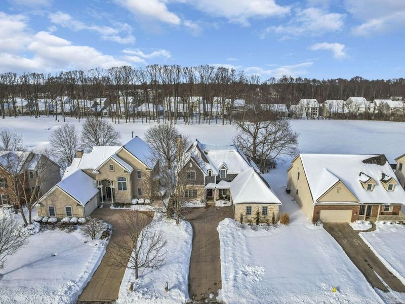 749 Covered Bridge Drive, Delaware, OH 43015 Photo 7