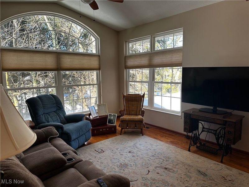 2452 Barrington Way, Unit 424, Wooster, OH 44691 Photo 9