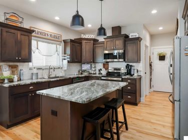 1046 N 107 Street N, Lincoln, NE 68527