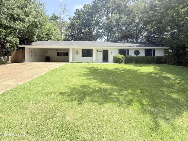 1406 Vermont Avenue, McComb, MS 39648